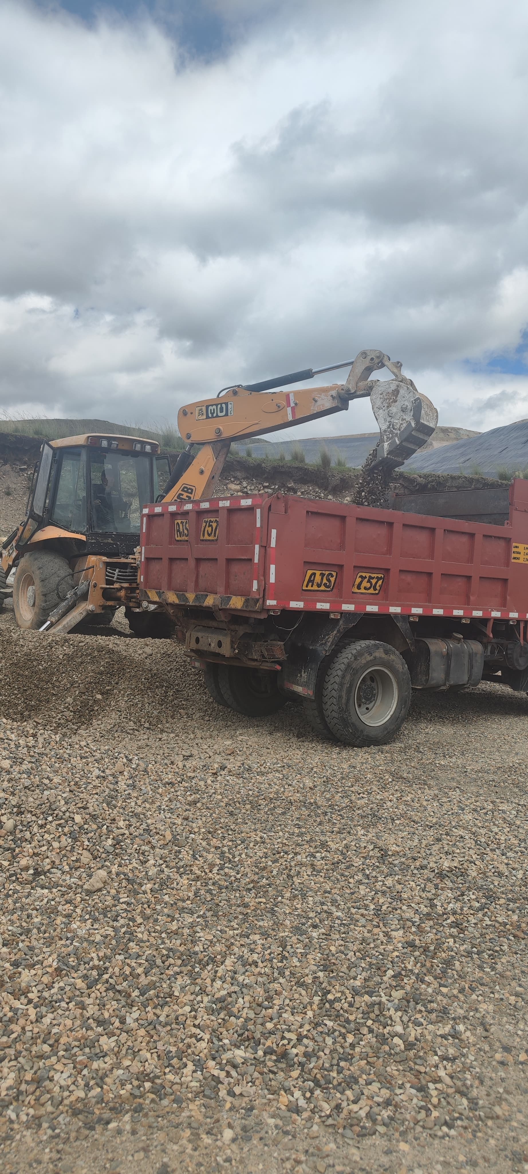 Simulador multimaquinaria